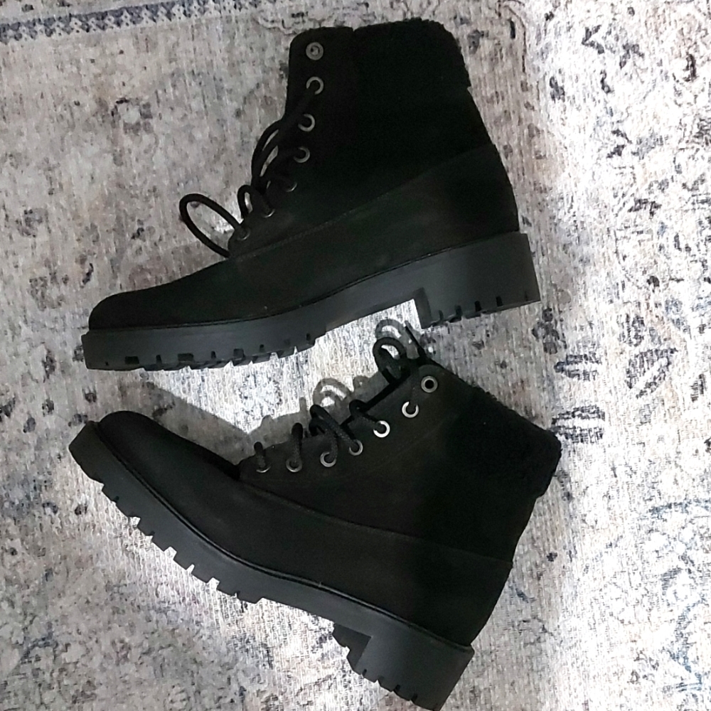Zara brand new black suede and faux shearing lace up boots